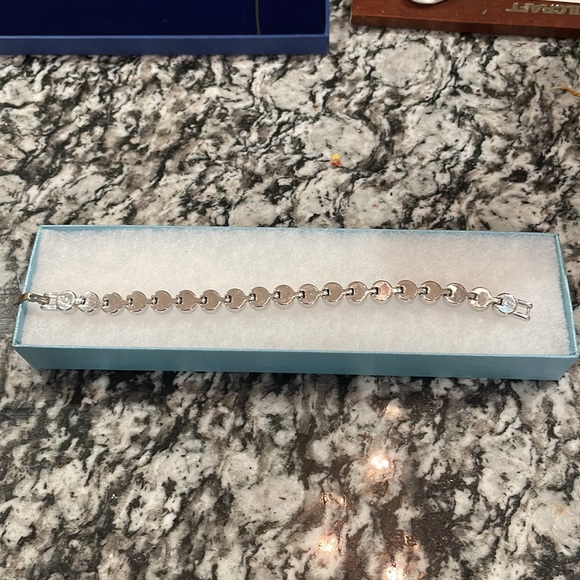 Touchstone Crystal Dark Blue Ice Bracelet - Picture 2 of 4